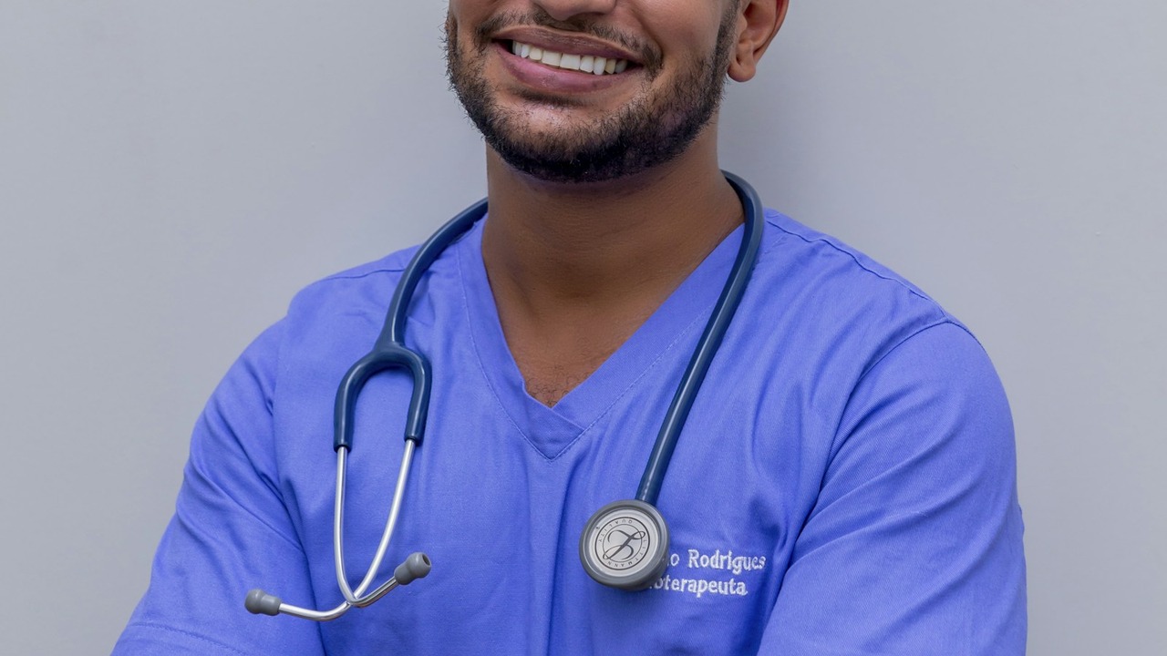 Doctor conducting clinical healthcare consultation in modern hospital clinic